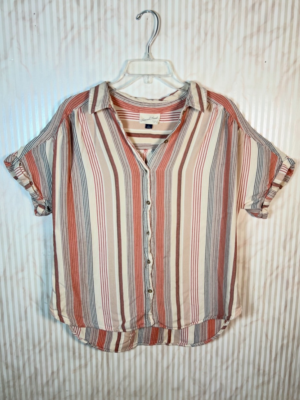 Universal Thread Vertical Striped Top - Picture 2 of 8